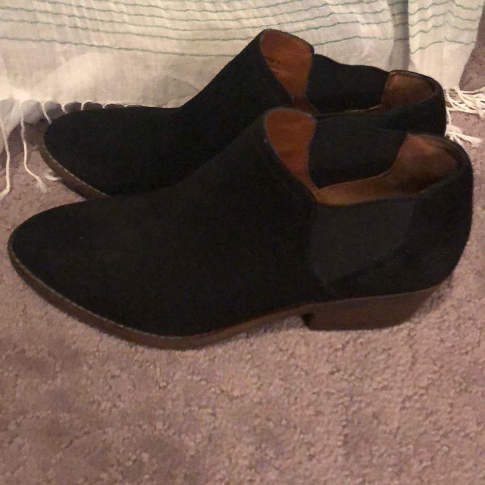 Lucky Brand black suede booties